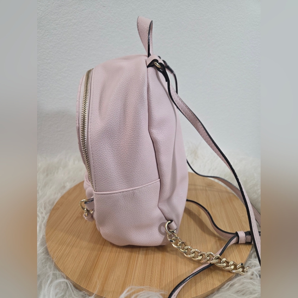 VICTORIA'S SECRET Pink V-Quilt City Mini Chain Zip Faux Leather Casual Backpack - Picture 3 of 12